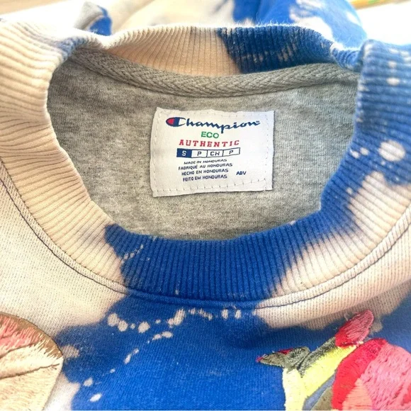 Champion DIY Upcycled Floral Appliqué Sweatshirt Handmade Wearable Art Size S - Picture 6 of 7